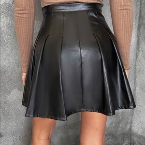 High waist PU leather skirt/skort